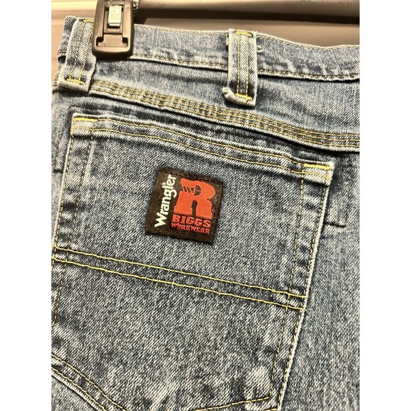 Wrangler Men's Relaxed Fit Denim Blue Jeans Size 36 X 34 Work Wear Medium Wash - Picture 5 of 7